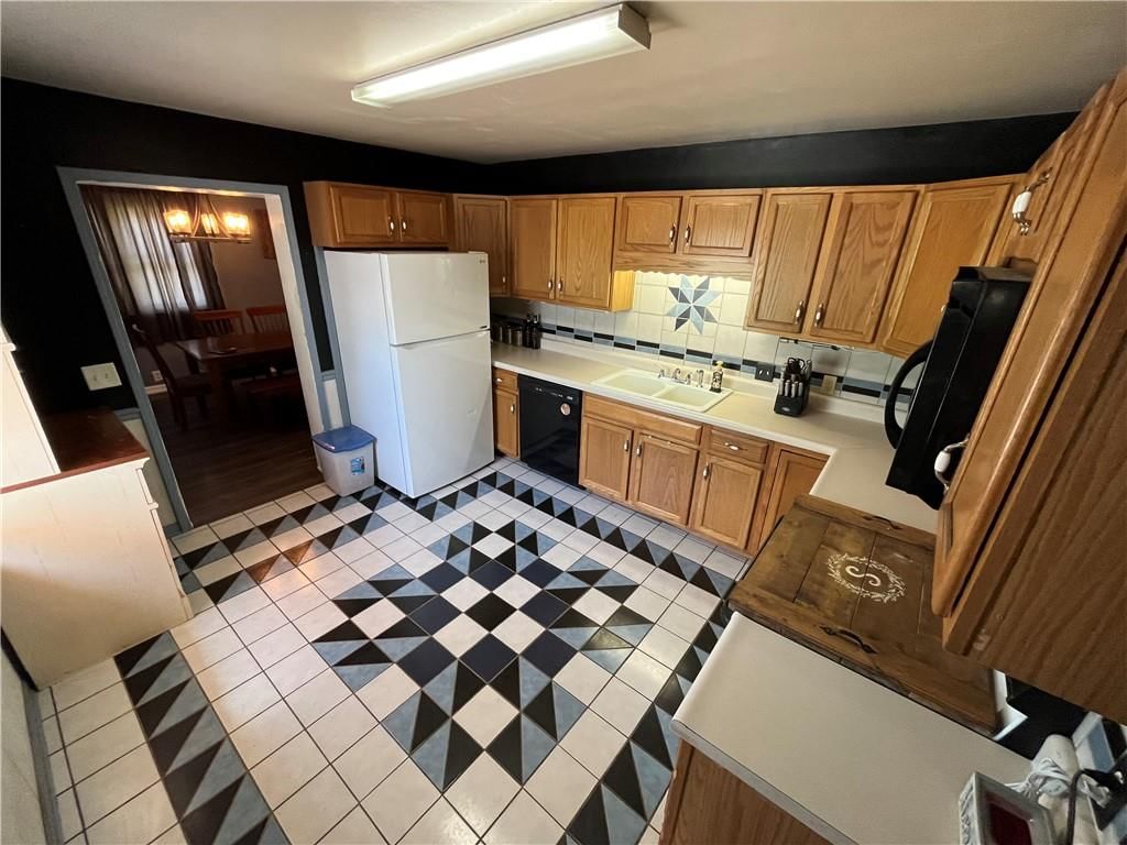 1902 Monterey Street — photo 7
