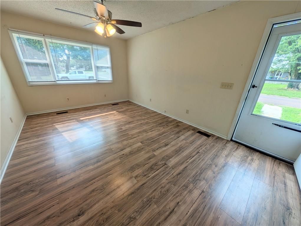 501 S Buckeye Street — photo 7