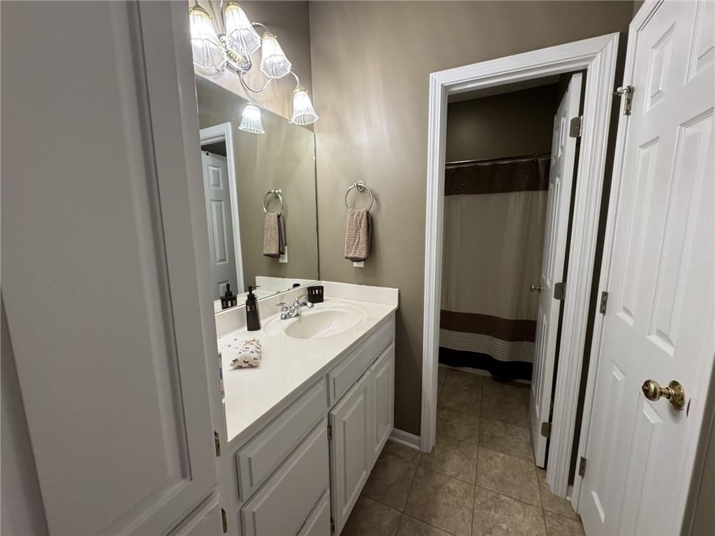 600 Somerset Drive — photo 27
