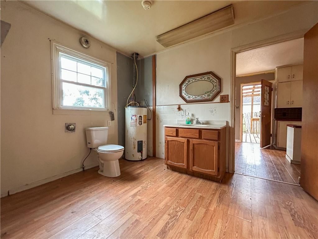 114 Kavanaugh Street — photo 11
