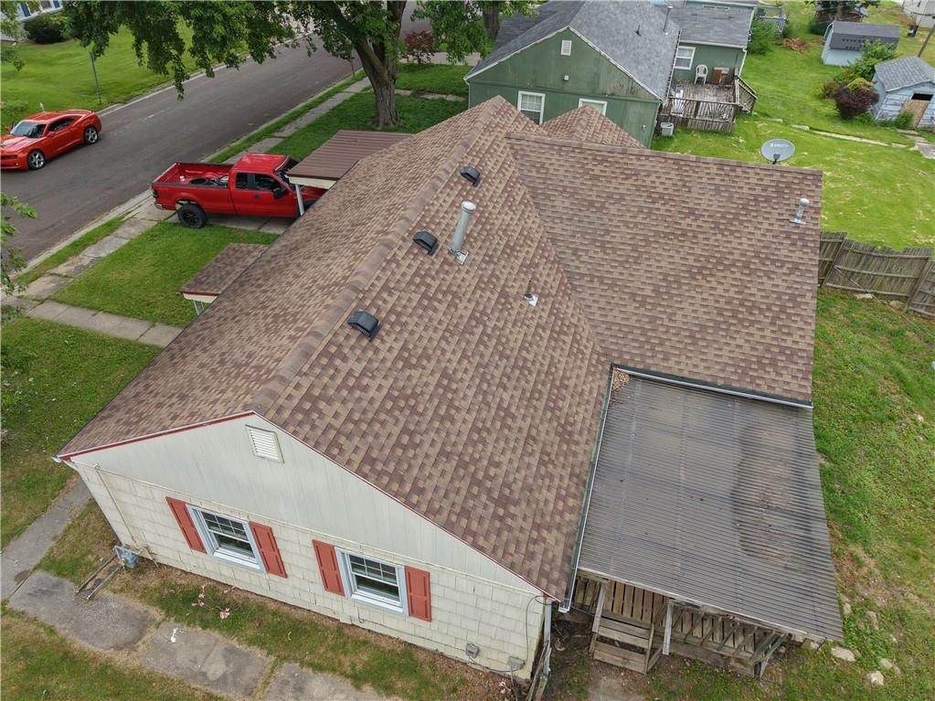 114 Kavanaugh Street — photo 13