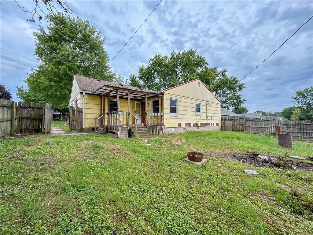 114 Kavanaugh Street — photo 20