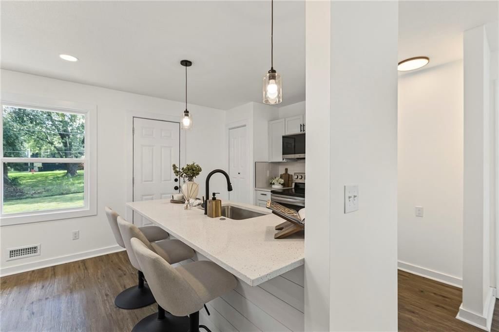 8927 Stark Avenue — photo 11