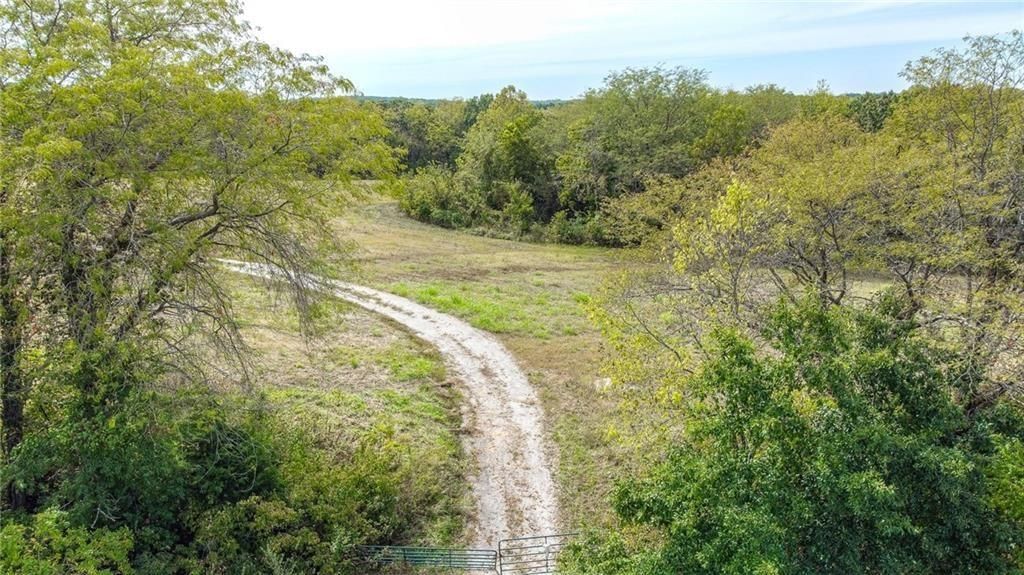Tract 2 NE H Highway — photo 2
