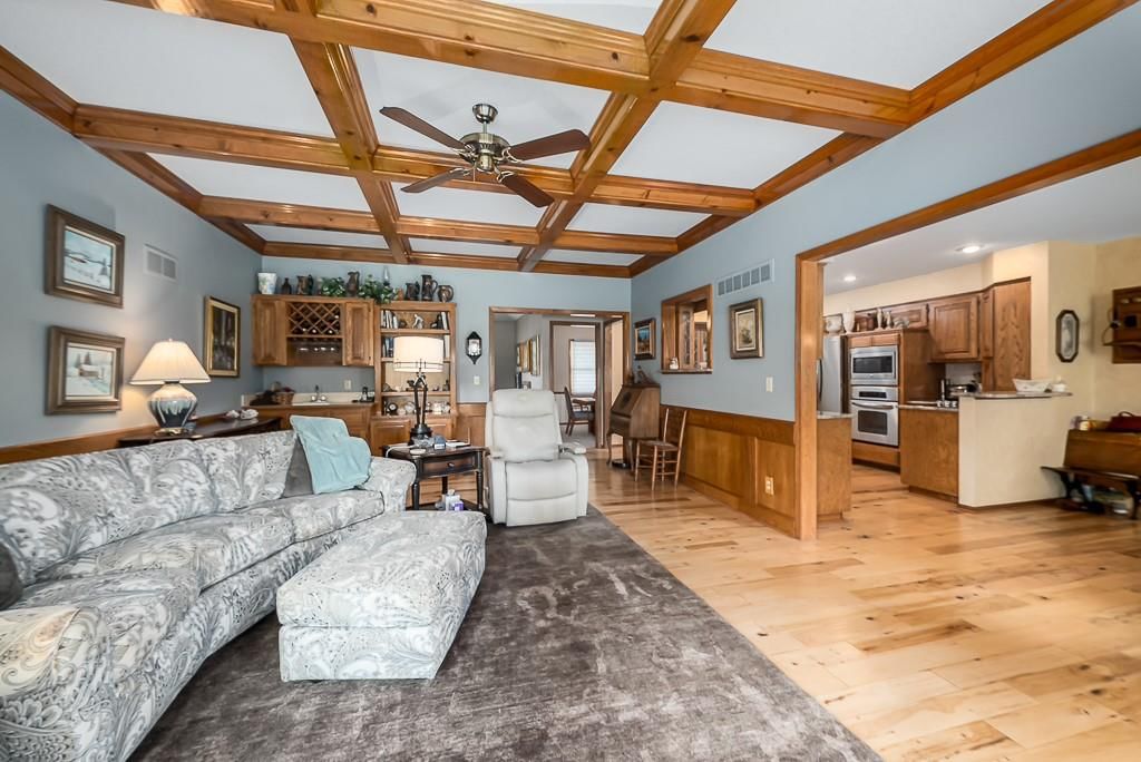 12505 Pine Valley Drive — photo 5