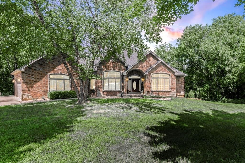 25375 sunset Lane, Paola