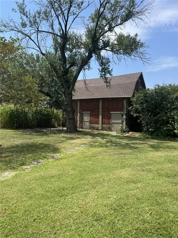 815 S Plummer Avenue — photo 13