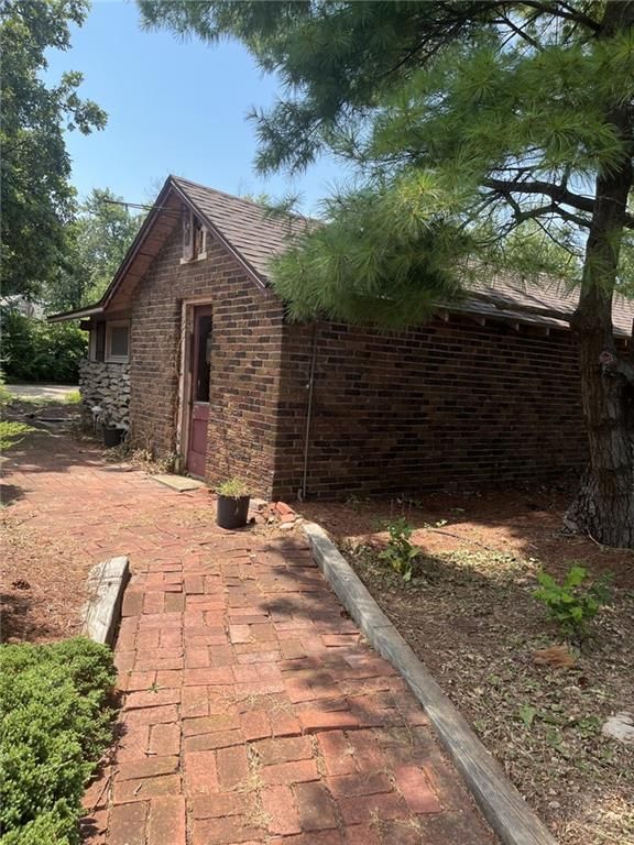 815 S Plummer Avenue — photo 9
