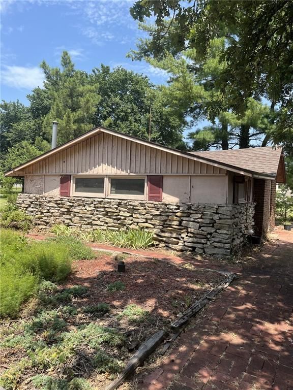 815 S Plummer Avenue — photo 10