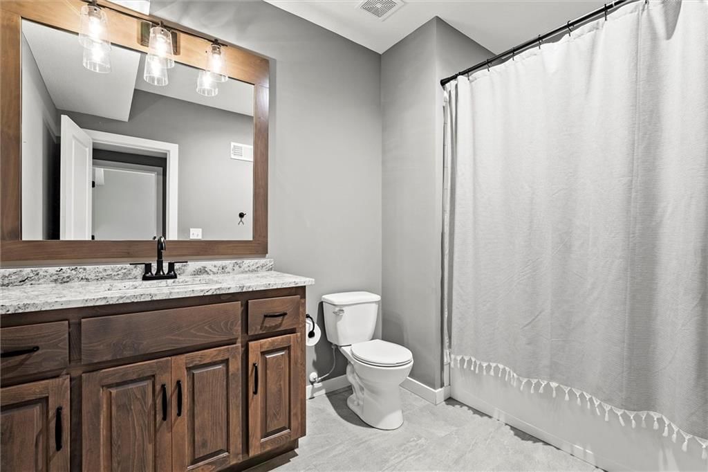 15319 W 171st Place — photo 34