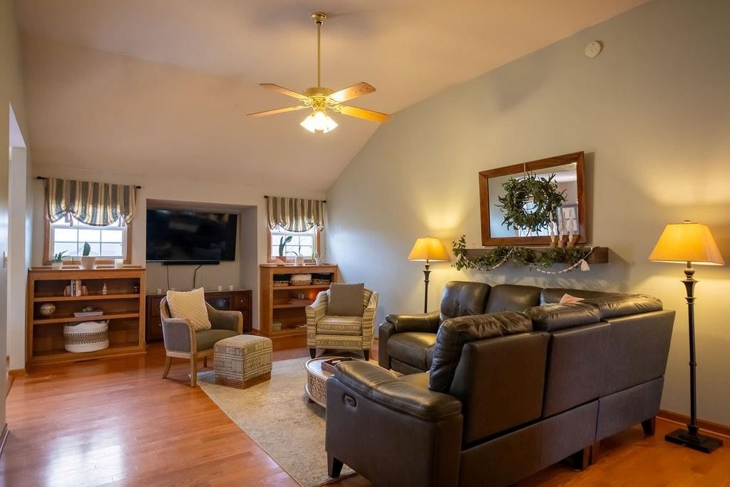 2722 Stratton Drive — photo 7