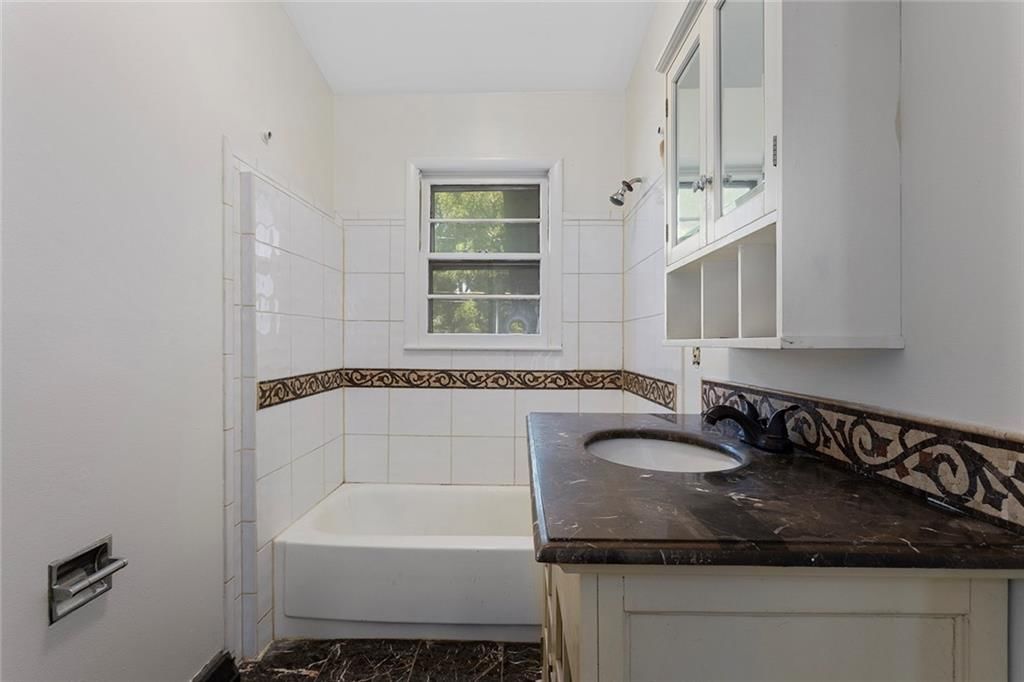 5640 Monrovia Street — photo 15