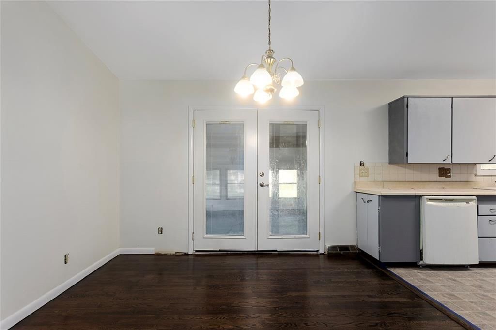 5640 Monrovia Street — photo 8
