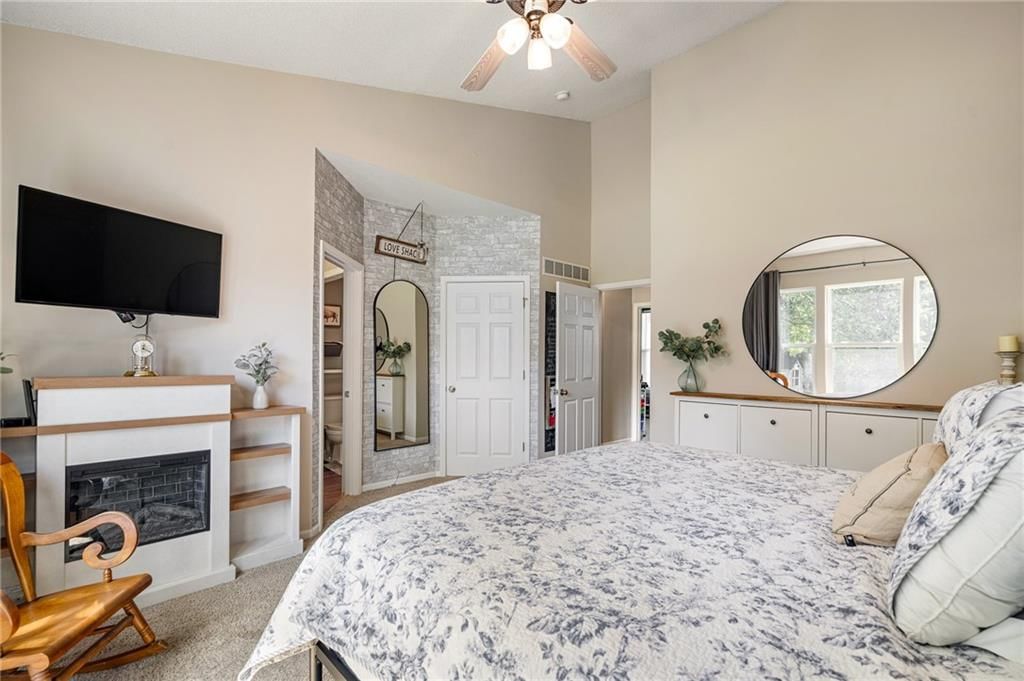 15149 W 157th Terrace — photo 8