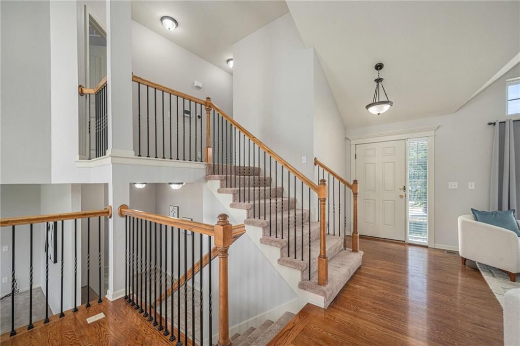 2304 W Piatt Lane — photo 13
