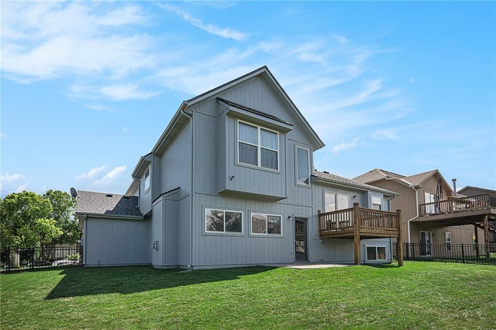 2304 W Piatt Lane — photo 26