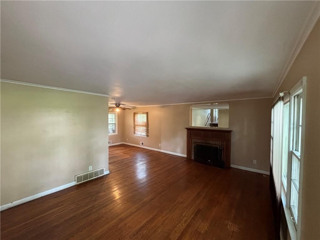 4329 Wood Avenue — photo 4
