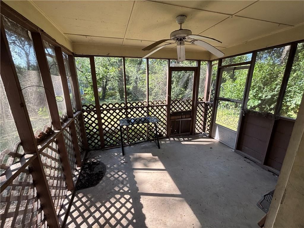 4329 Wood Avenue — photo 9