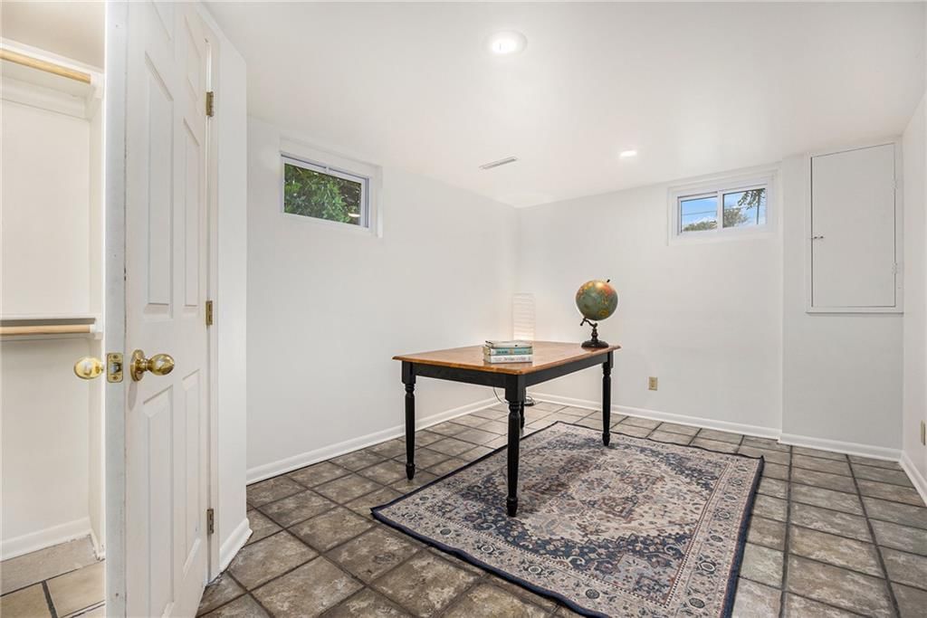 31 W 81st Terrace — photo 12