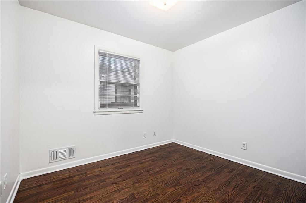 31 W 81st Terrace — photo 10