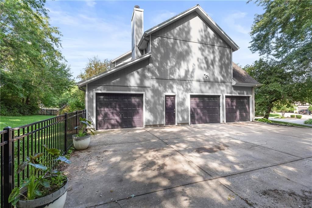 809 SW Springwater Lane — photo 38