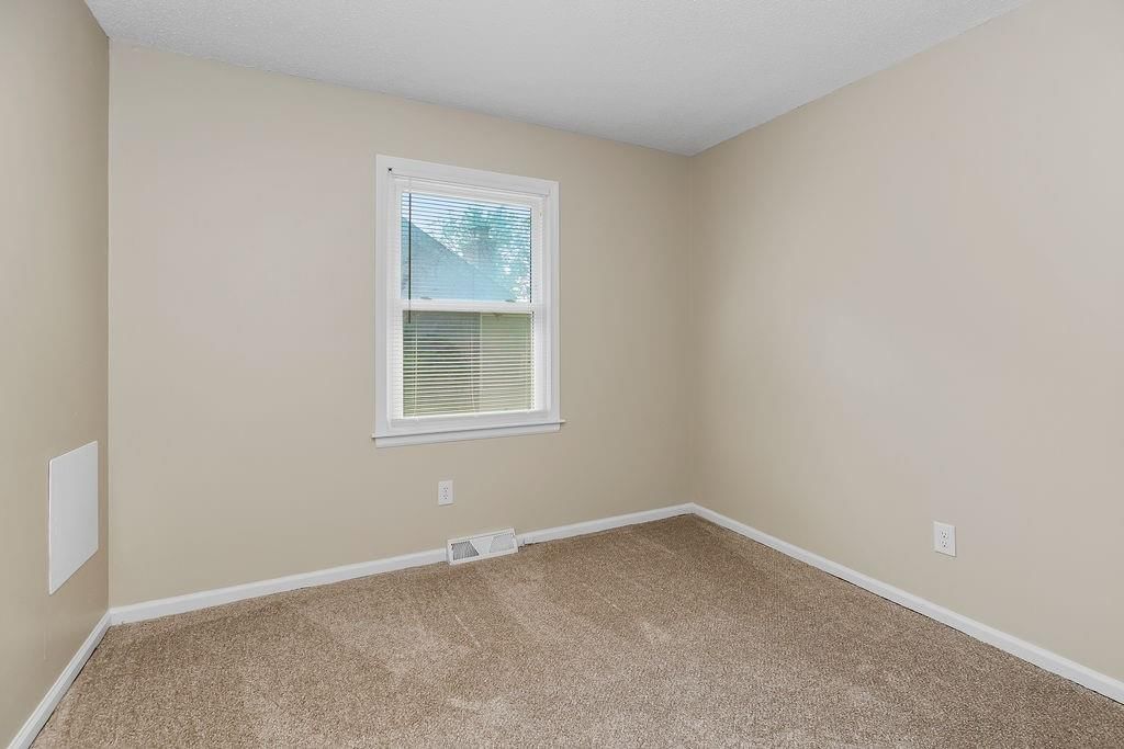 8805 E 81st Terrace — photo 14