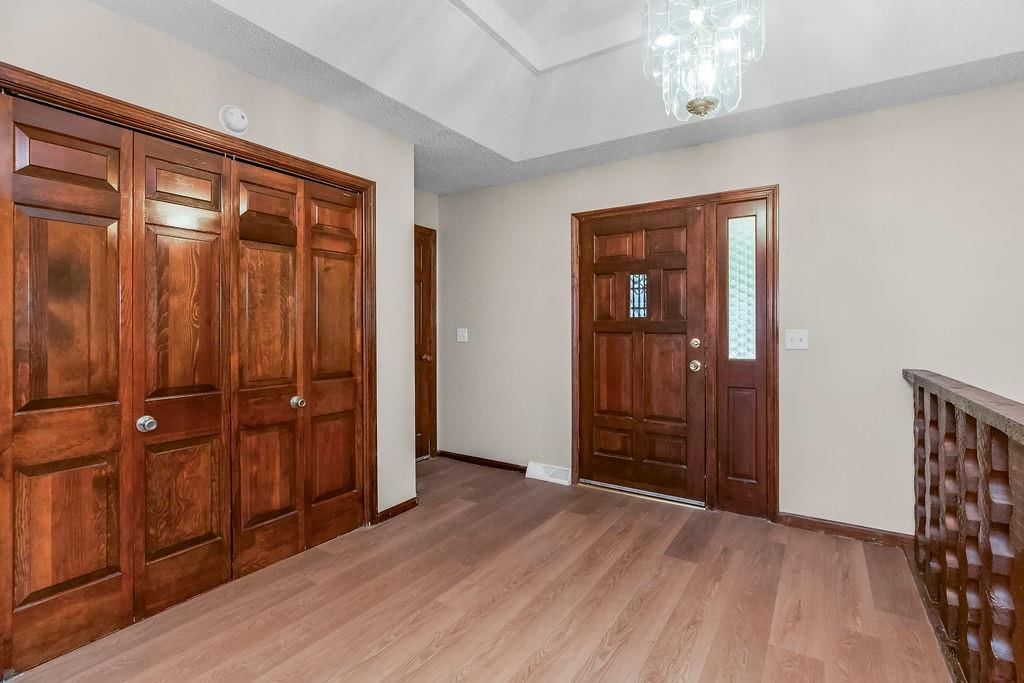 8805 E 81st Terrace — photo 3
