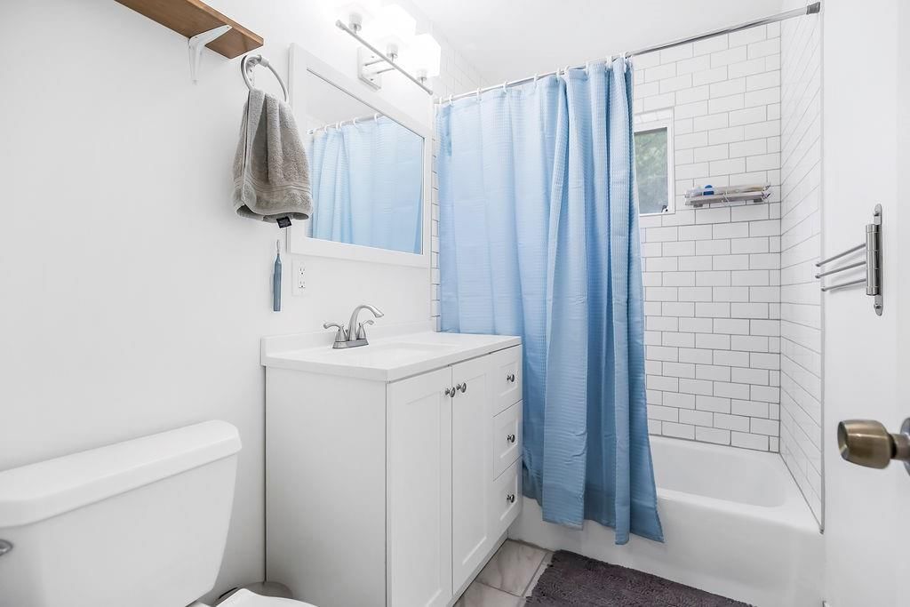 7709 NE 53rd Street — photo 16