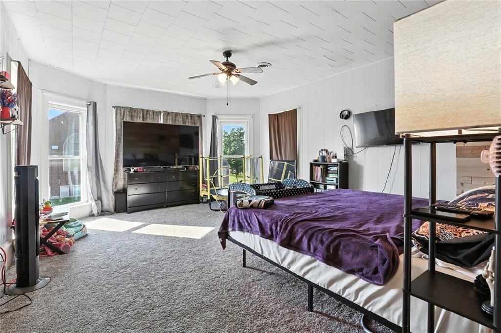 301 W Benton Street — photo 24