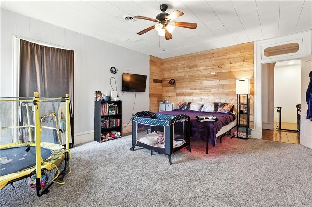 301 W Benton Street — photo 25