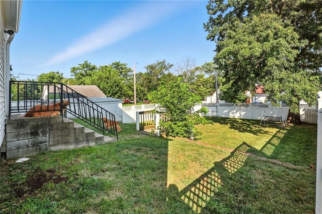 301 W Benton Street — photo 5