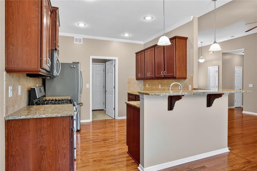 5038 NW Woodside Drive — photo 5