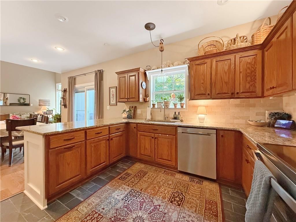 700 Deerfield Court — photo 13