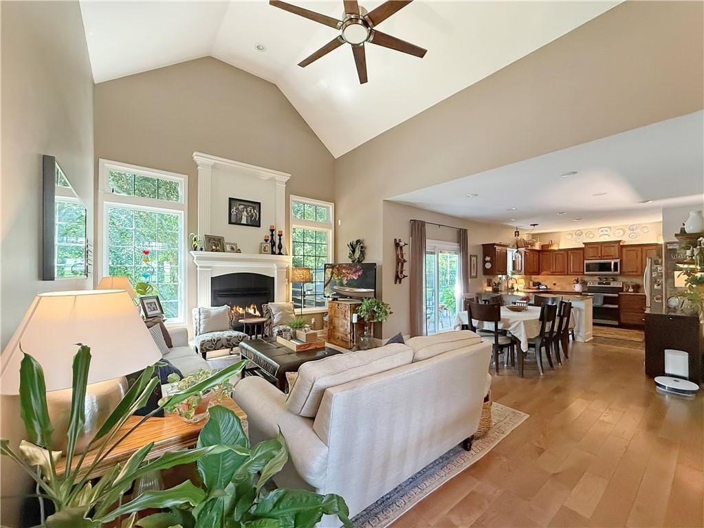 700 Deerfield Court — photo 8