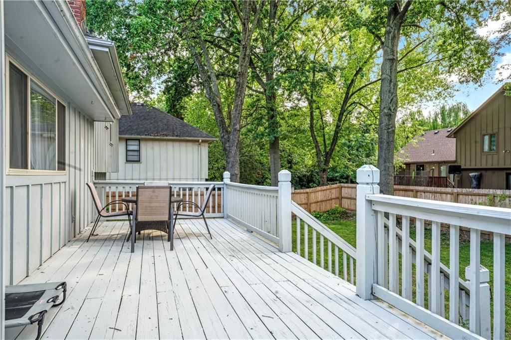 5804 NE Buttonwood Tree Lane — photo 29