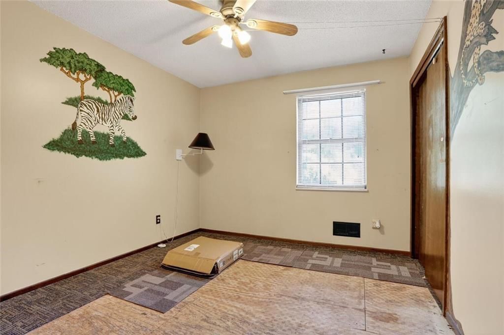 519 Trevis Avenue — photo 8