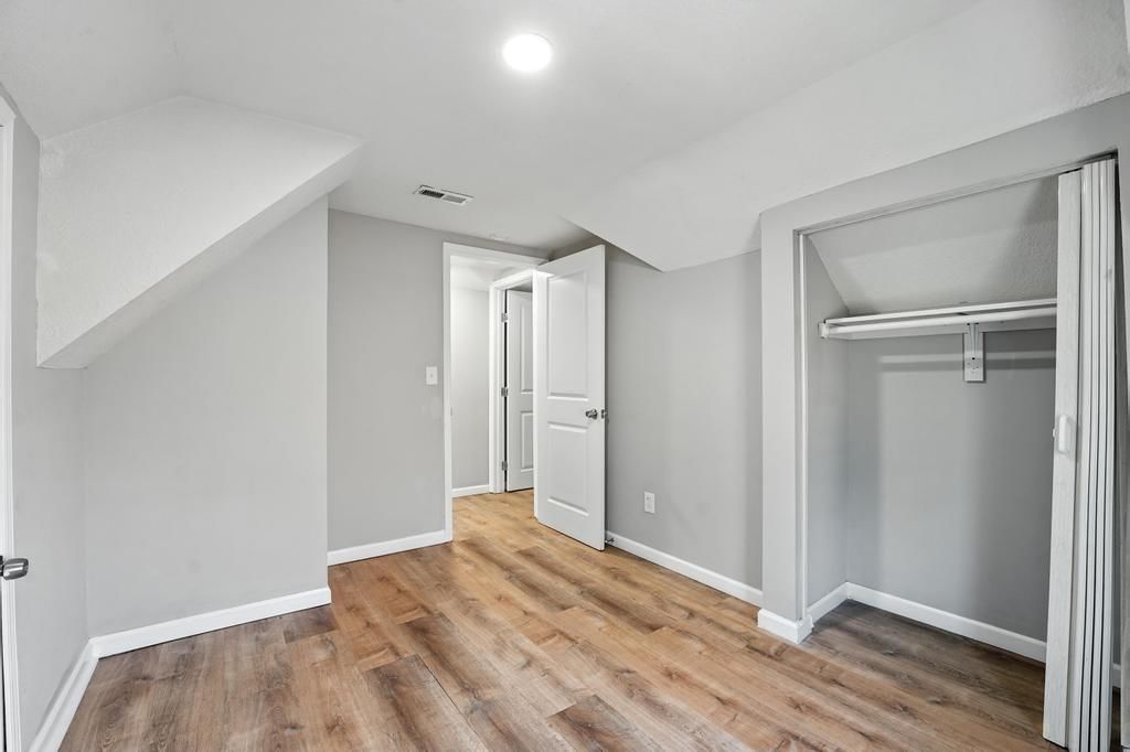 5202 Saida Avenue — photo 21