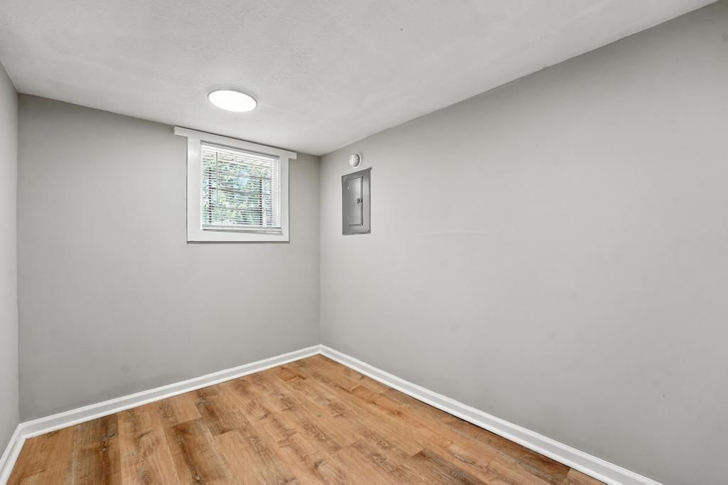 5202 Saida Avenue — photo 28