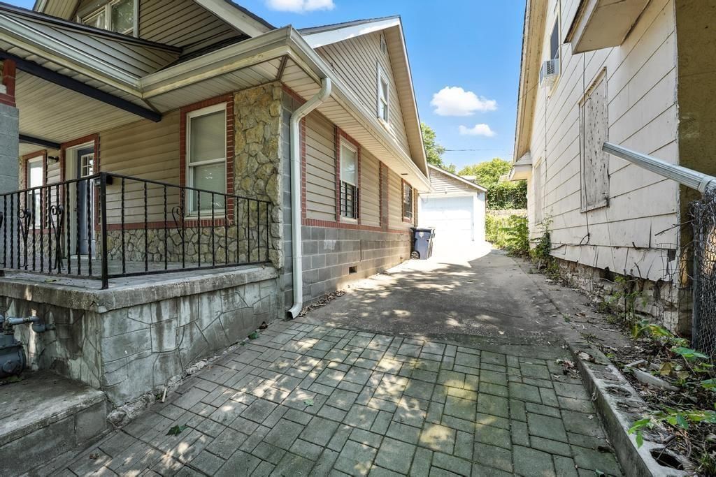 5202 Saida Avenue — photo 30