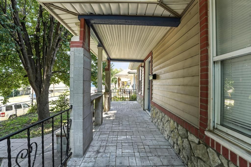 5202 Saida Avenue — photo 4