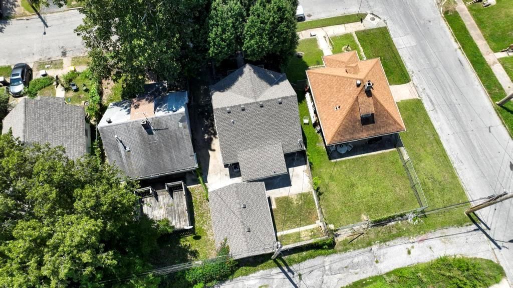 5202 Saida Avenue — photo 38
