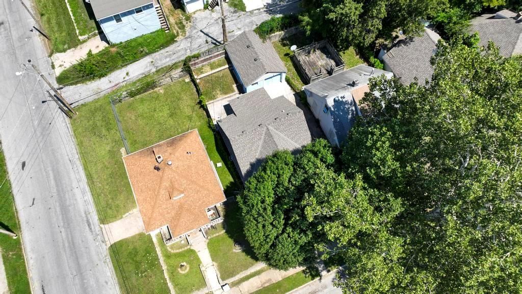 5202 Saida Avenue — photo 48