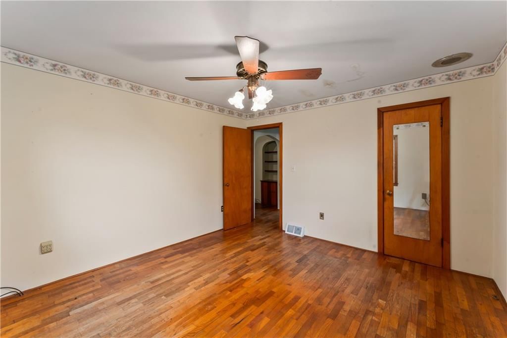 721 Bridge Street — photo 20