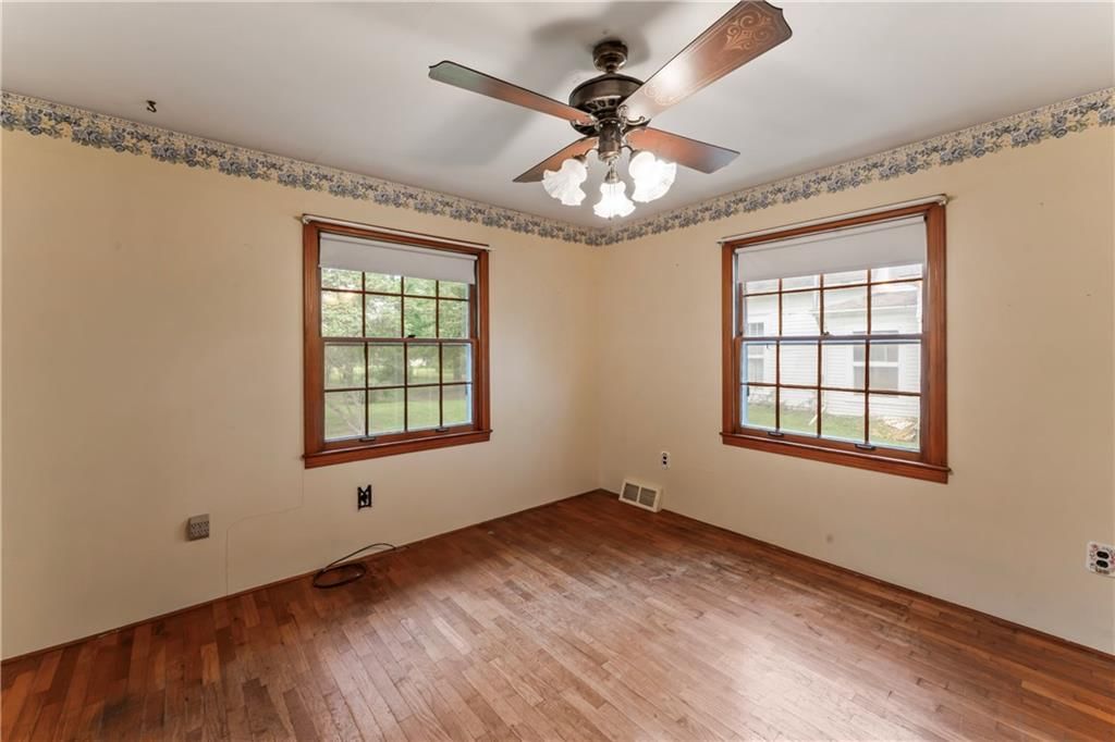 721 Bridge Street — photo 23