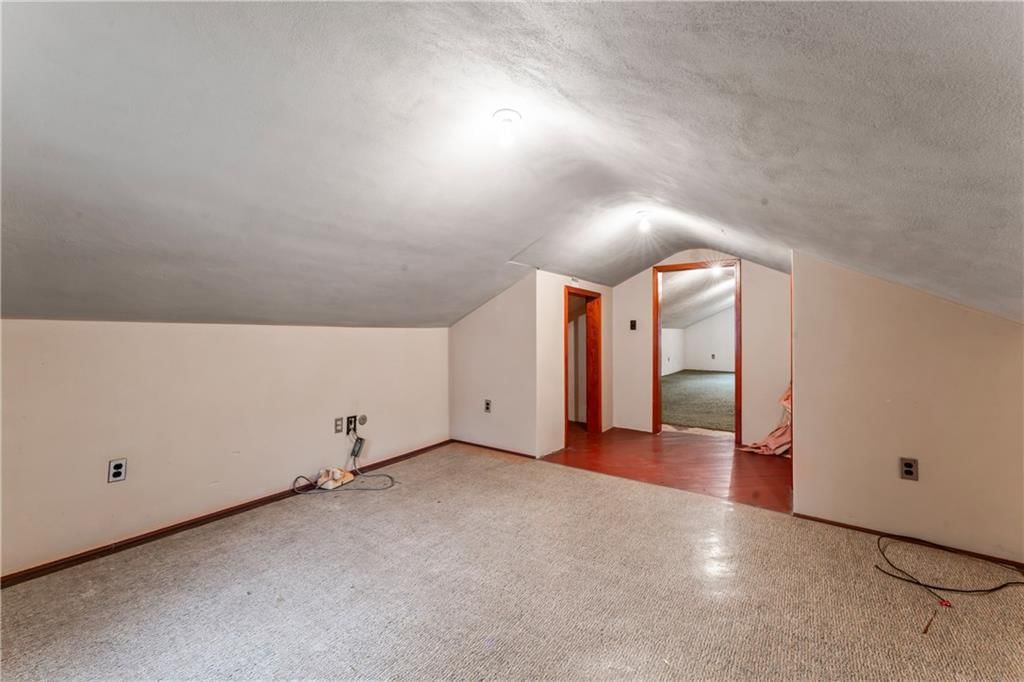 721 Bridge Street — photo 31