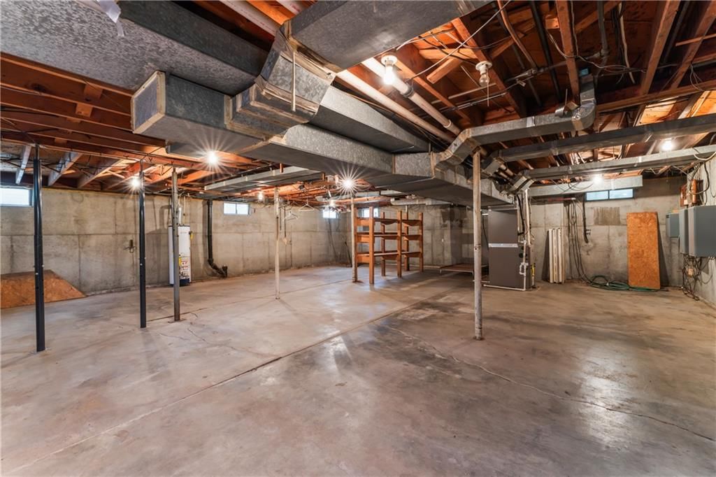 721 Bridge Street — photo 33