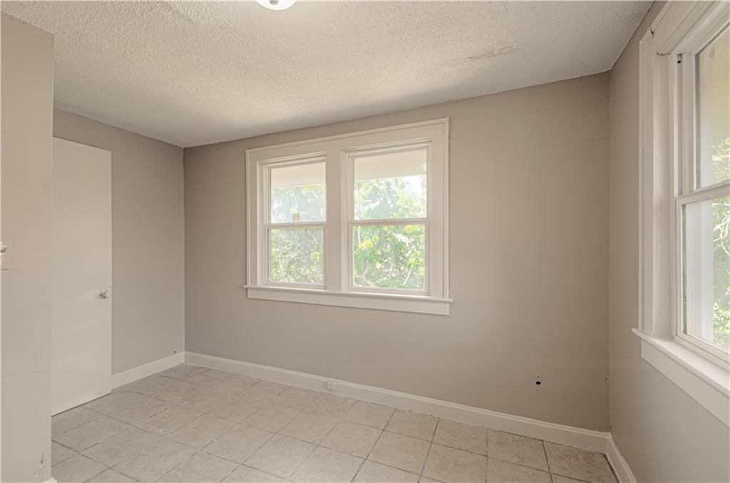32 S Bethany Avenue — photo 26