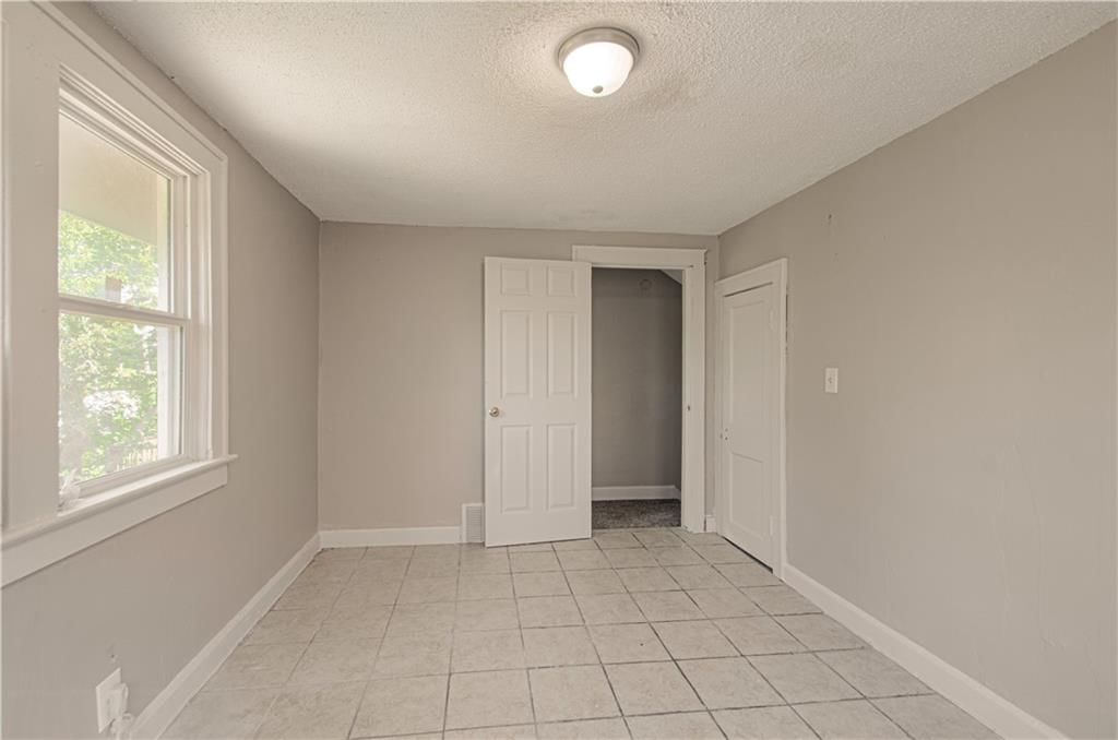 32 S Bethany Avenue — photo 28