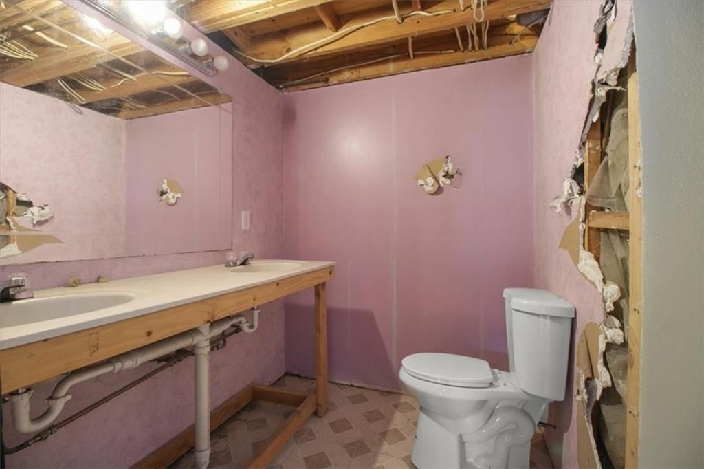 205 SE Moore Court — photo 20