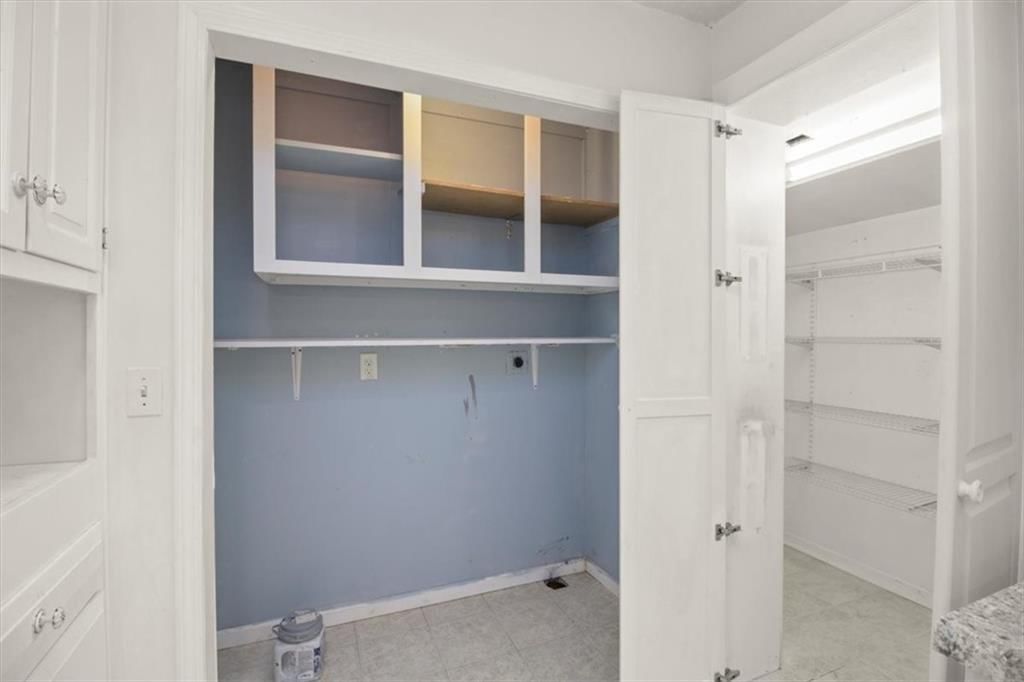 205 SE Moore Court — photo 10